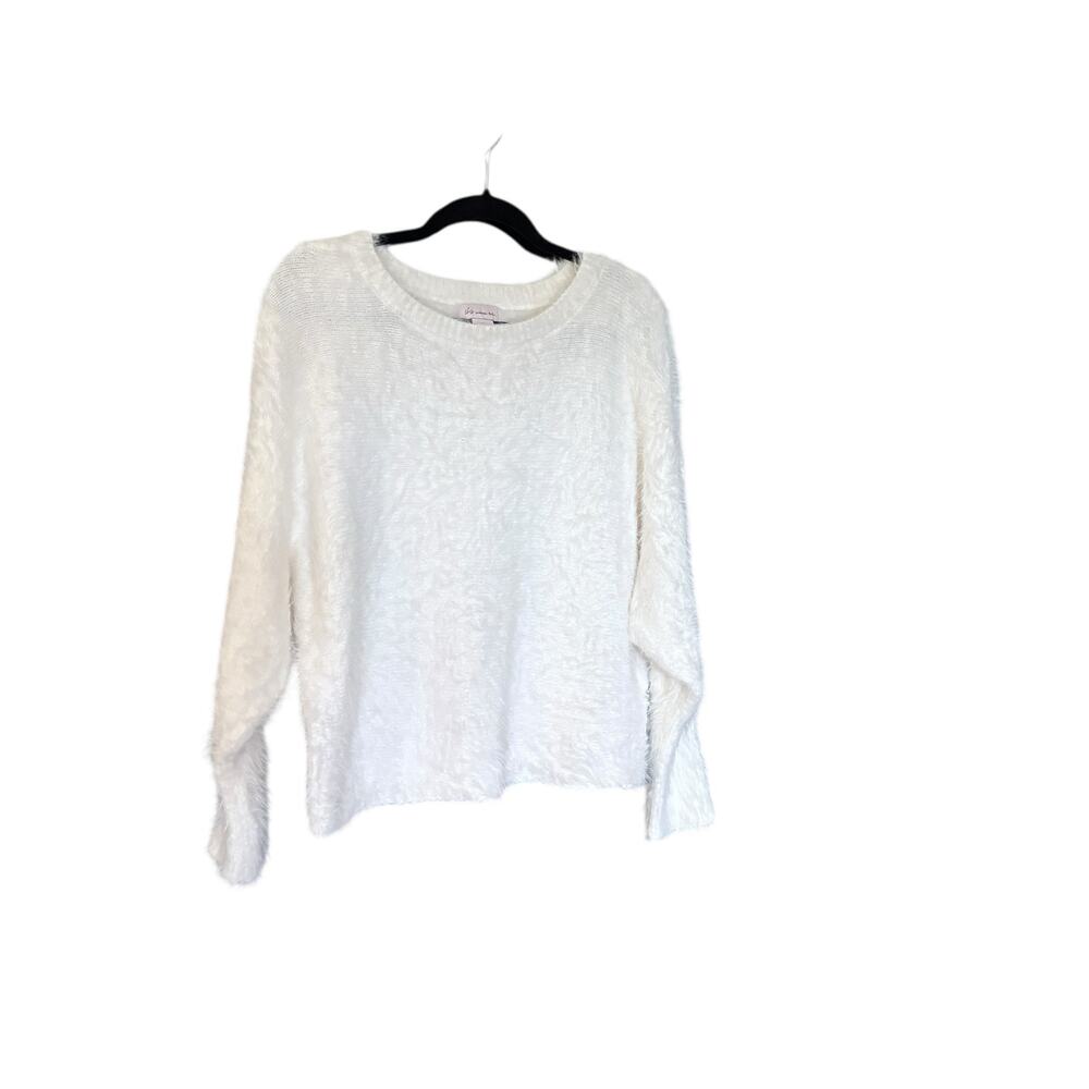 If It Were Me Cream Eyelash Round Neck Feminine Romantic Winter Sweater  sz L